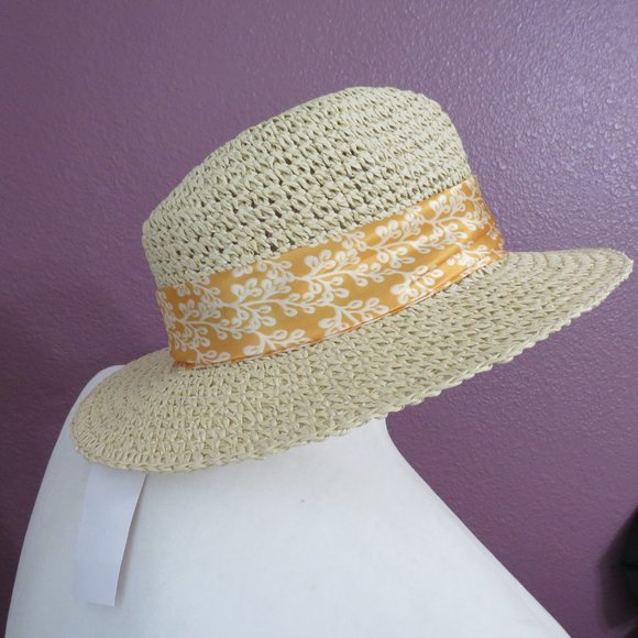 NWT-Straw Fedora - Picture 2 of 7